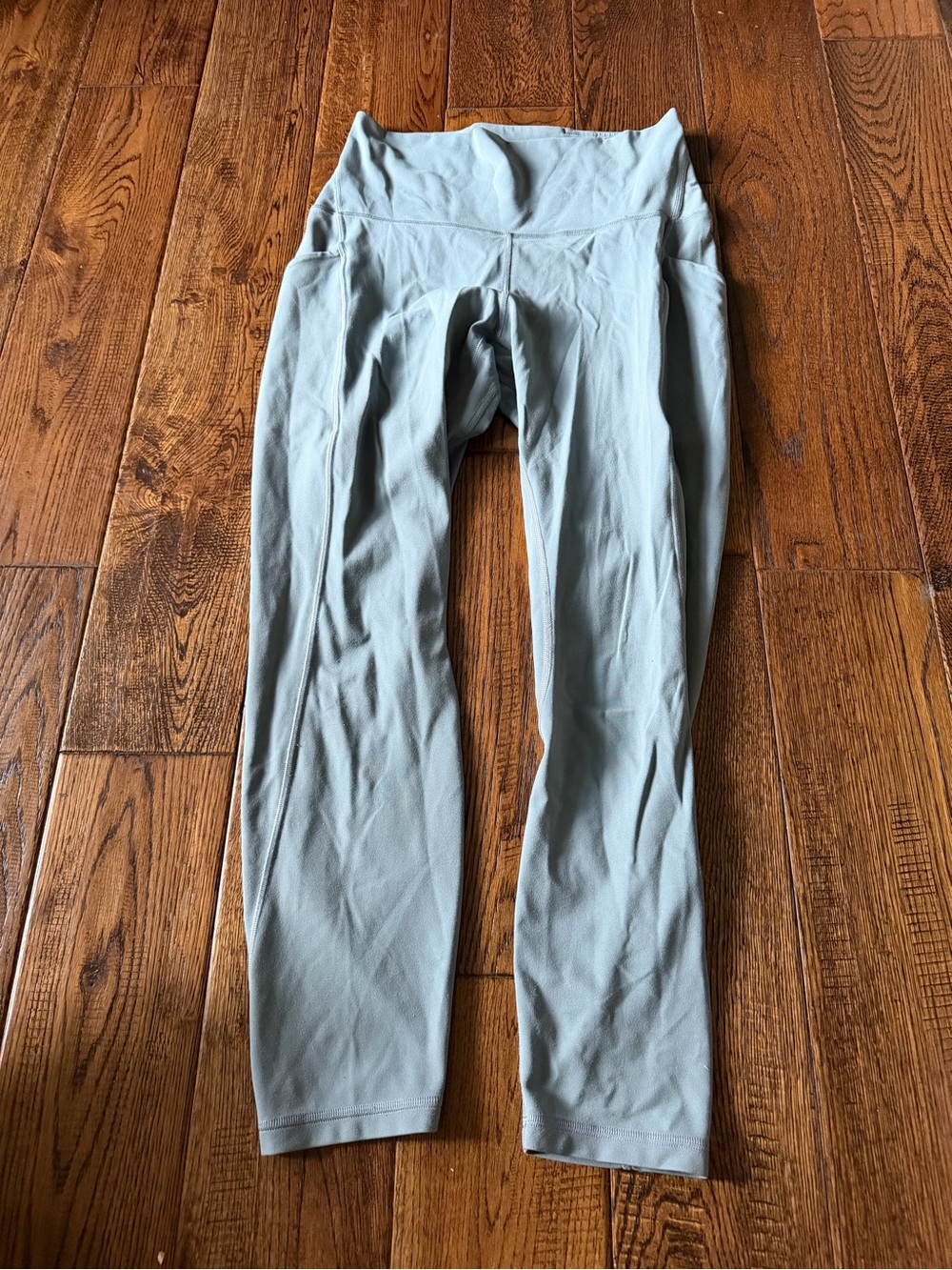 LULULEMON Light Blue Active Leggings Side Pockets Size 8